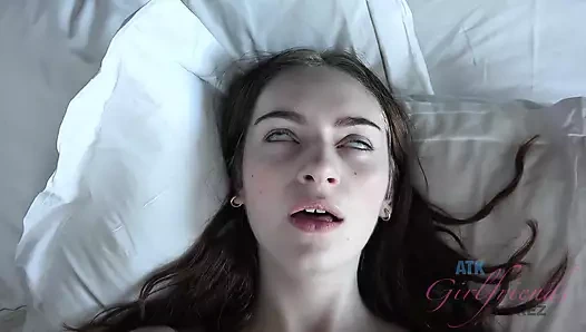 Sevimli genç kız bakış açısıyla