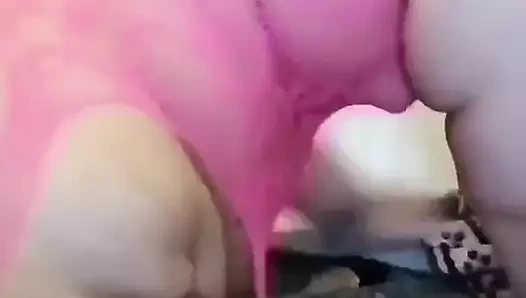 Seni götüme tapmaya teşvik ediyor