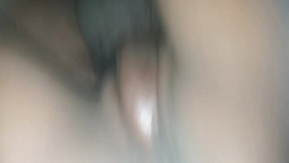 Gece evde karımla sikişiyorum