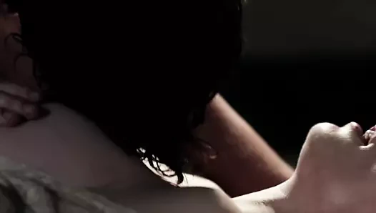 Hayley atwell - dünyanın sütunları s01e06 (2010)