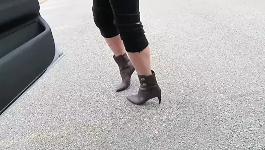 Via spiga çizmelerimi sizler için modelliyorum