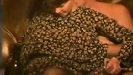 Eski videom filme arkadaşım nasıl sürtük