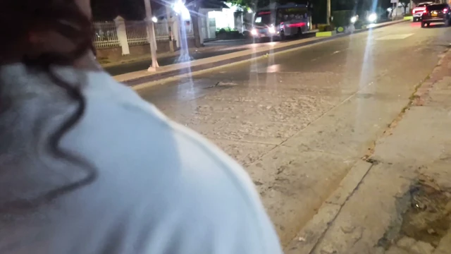 I was on the street and we ended up fucking at my house