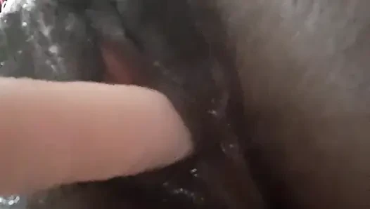 Yakın çekim siyah amımı beyaz didlo ile sikiyorum