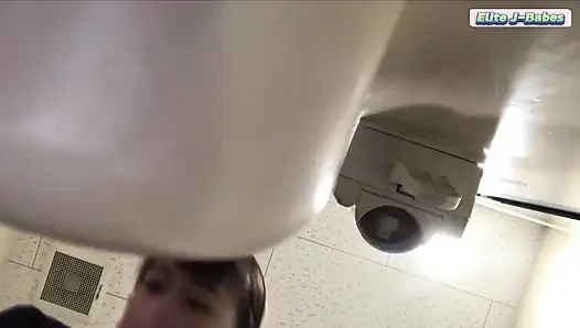 Yetişkin kız arkadaş derine alınıyor, kontrolünü hızlı kaybediyor, ham ısı zirveleri, derin dölleme bitirişi!