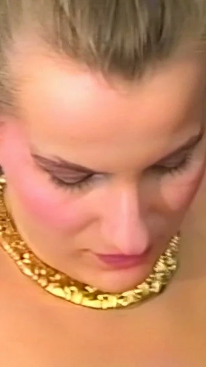 Oldschool fick partiler - azgın orta yaşlı seksi kadın çetesi deliklerini dolduruyor - tam film | Klip 3
