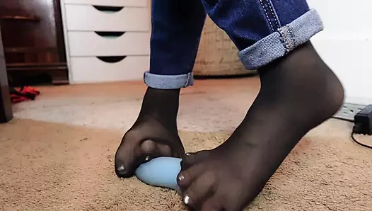 Naylon çorap fantezisinde cbt