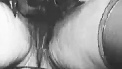 pis kızlar var baskın ve fucked (1930s vintage)