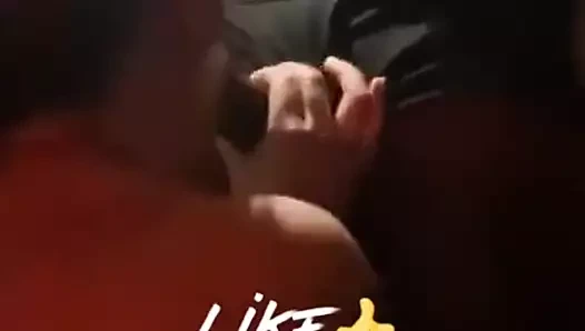 Kocasını aldatan pawg evli kadın kocası işteyken bana sakso çekti