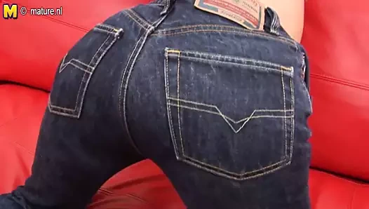 klas İngiliz nine oynama ile kendini