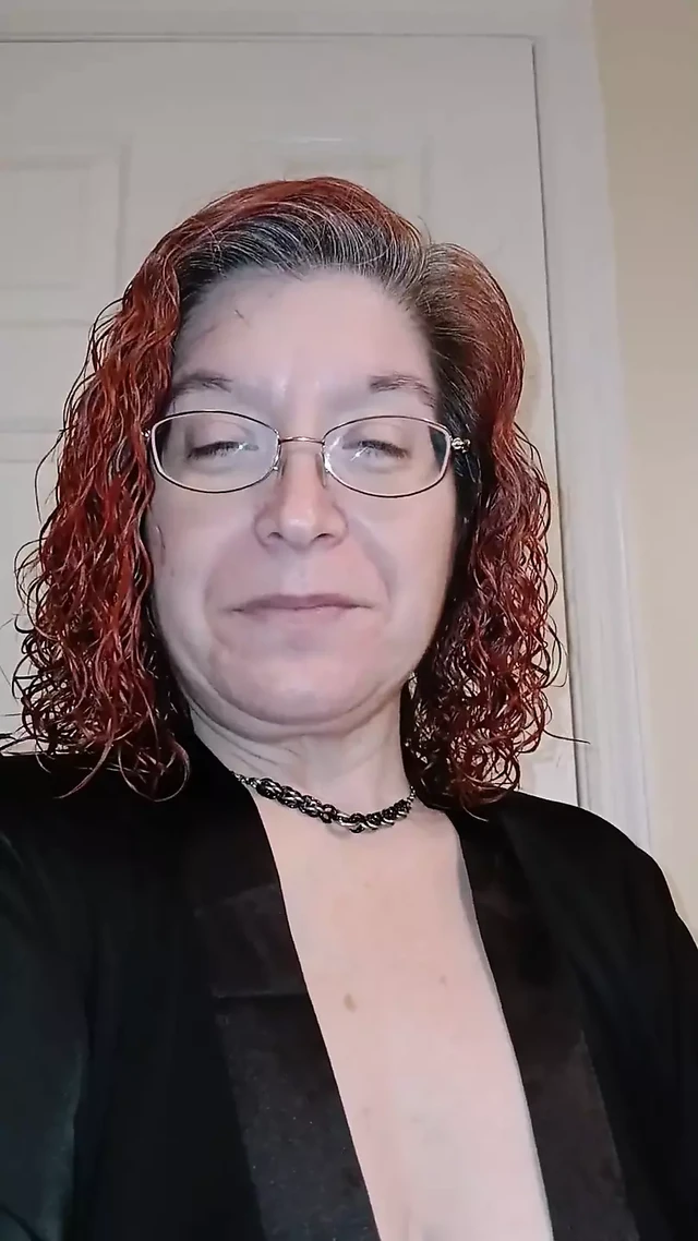 Трахни мою мокрой киску и лижи мою мокрую киску