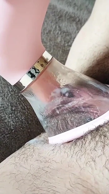 Знаковый момент из "Утренней дрочки с моей симпатичной секс-игрушкой"