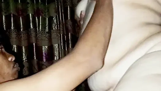 Ateşli ve seksi komşumu sikiyorum
