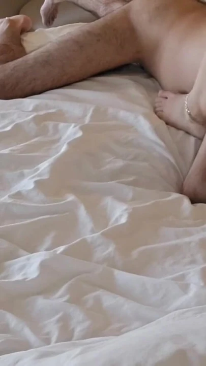 Llevé a mi ex al hotel y terminé lleno de leche | clip 1