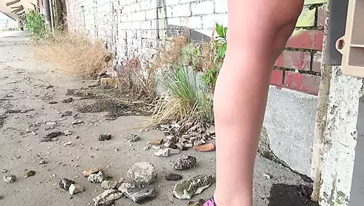 Solo çiş kızları naomi epik götlü üst model