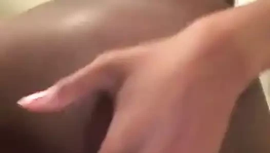 o dudakları görmeme izin ver