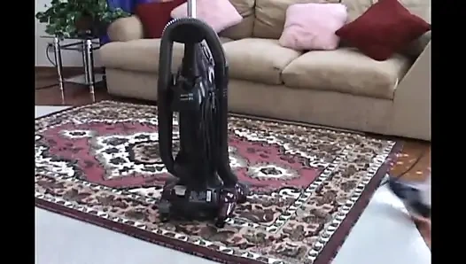 Büyük yarak emiyor mastürbasyon
