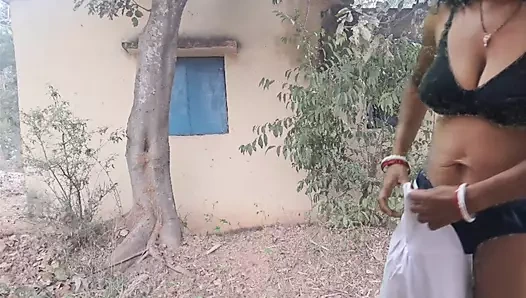 Üniformalı okul öğrencisi