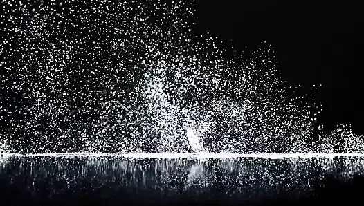 Michelle Moist ve Tamara Grace zevk evinde canlı