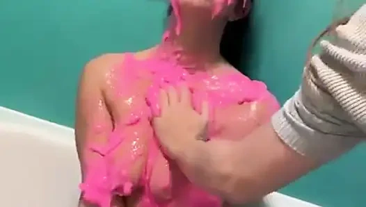 Divinity Pink Sploshing
