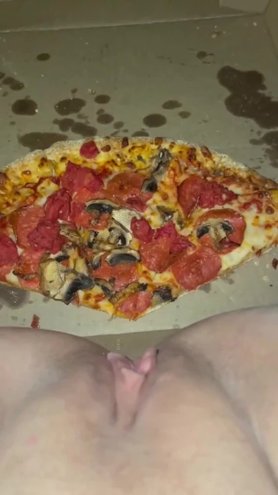 Обязательный для просмотра момент из "МАСТУРБАЦИЯ ЮНОЙ ПИЦЦЫ - ИЗВРАЩЕННЫЙ ПИЩЕВОЙ ФЕТИШ - СТРАННОЕ АРАБСКОЕ ПОРНО - НАСТОЯЩИЙ ОРГАЗМ - ЛЮБИТЕЛЬСКОЕ - АРАБСКОЕ"