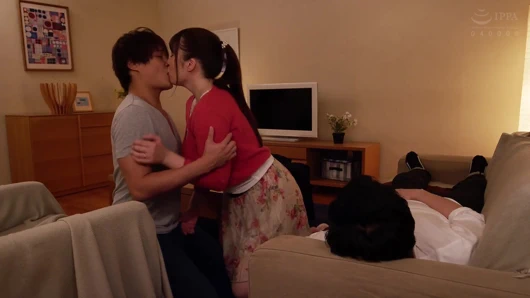 Benim tombul h fincan oyuncak karım - mahalle tarafından boynuzlandı