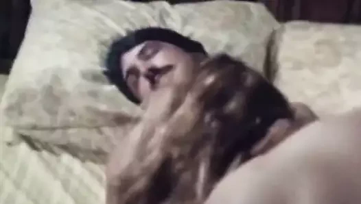 İkisi de azgınken seks seansı deneyiminden zevk almak