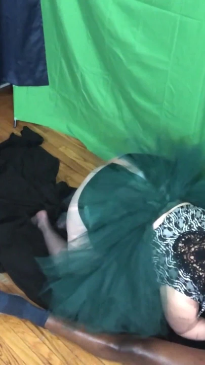 Thot perisi mor kralı ziyarete geldi