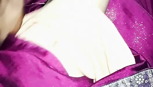 Soi Hui bhabhi ki chut Dekh Li Maine Indian Sex Video