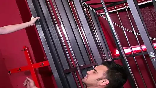 Amcığımın içine boşalıyor