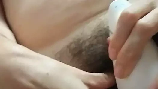 suceur de clitoris et gode pour ma brunette