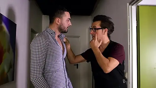 Seksi Iç Çamaşırlı Ve Çoraplı Ateşli Çifte Penetrasyon