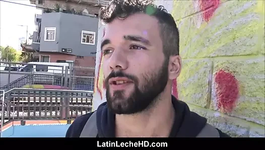 Latino twink kötü oğlan ve latino damızlık sikme için nakit