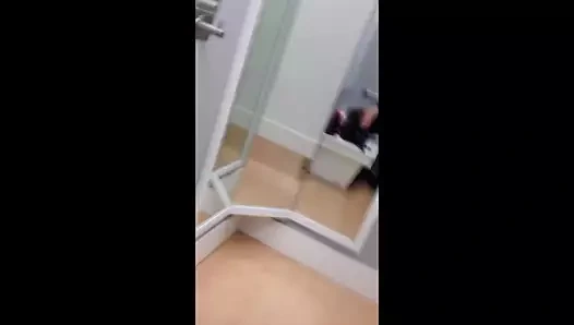 soyunma odasında lanet kız arkadaşı