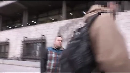 Üniversite tuvaletlerinde sikişiyor! bu kız deli!