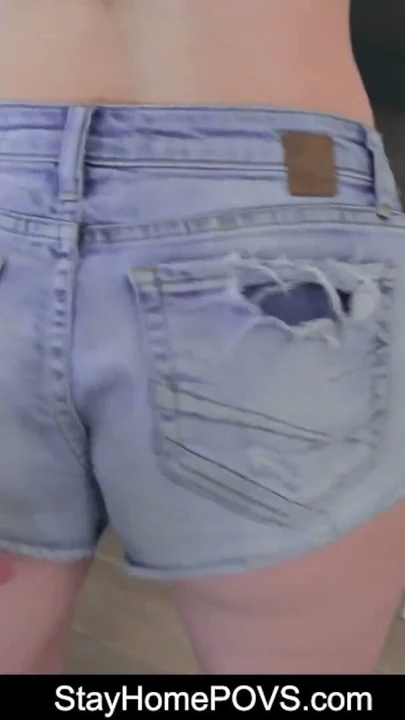 Kenna James verveelt zich in quarantaine POV zuigt en neukt haar man | Clip 1