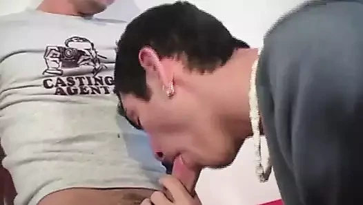 düz ama meraklı twink emme sporcu horoz