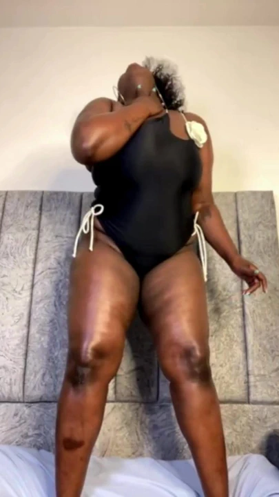 Seni olması gerektiği gibi baştan çıkarıyor