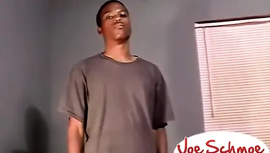 Asılı siyah heteroseksüel bir yarak