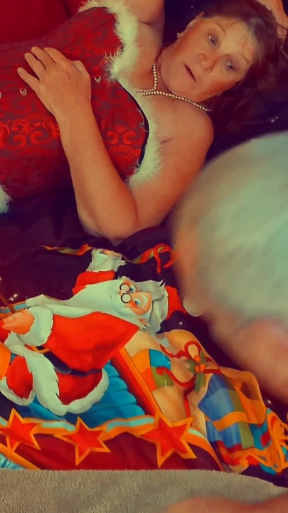 Nine Carmen: sikiş makinesi yarak emiyor, ağzına boşalma kuzey kutbu sürtük 12224fap