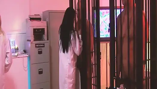 Azgın amazonlar sahne 2_busty, azgın doktorlar hastalarını büyük yaraklarla birlikte sikiyor