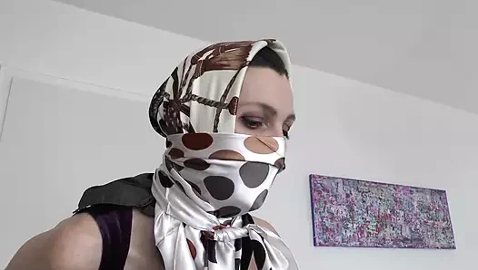 Kumaş maske ve başörtüsü stili - en sevdiğin eşarplar