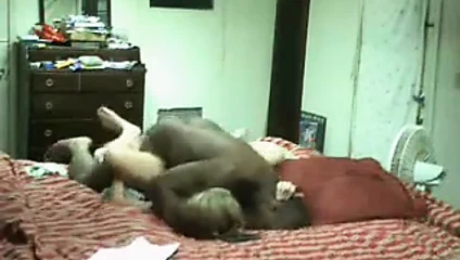 Siyah adam fucky beyaz arkadaş