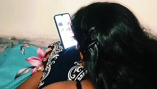 Üvey kız kardeşimle seks yaptım ve o beni yüzüne boşalttı