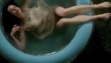 Andie mc dowell amcık