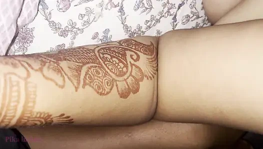 Hintli genç desi seksi evli kadın pika hintli desi ile sert tam romantik seks