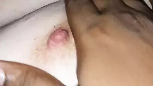 Küçük memeler önemlidir