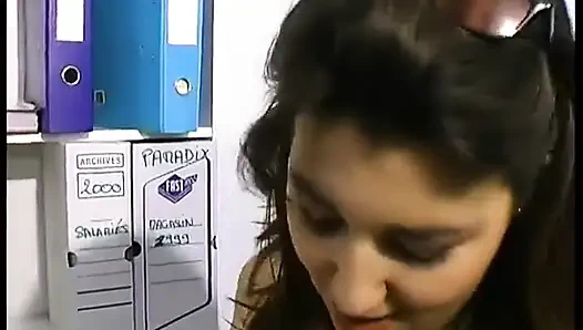 Teddy ve Stephanie ateşli bir oyuncu seçmelerinde.