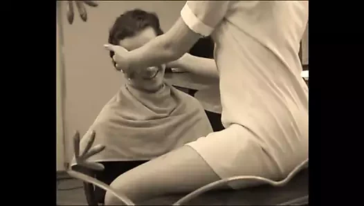 Rus özel saç kesimi hizmeti (yeniden renklendirildi)