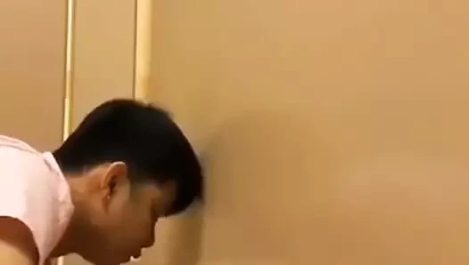 Ağzına sıçana kadar bj'yi anla ama video kesiliyor (1'47''